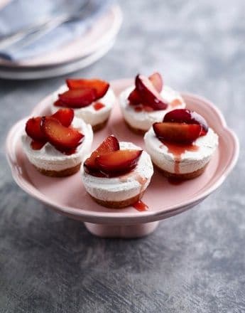 Mini Raw Vanilla Cheesecakes