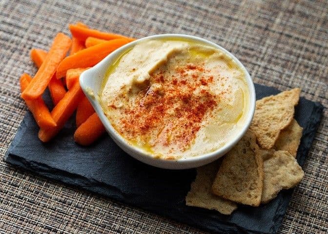 Bean & sundried tomato dip