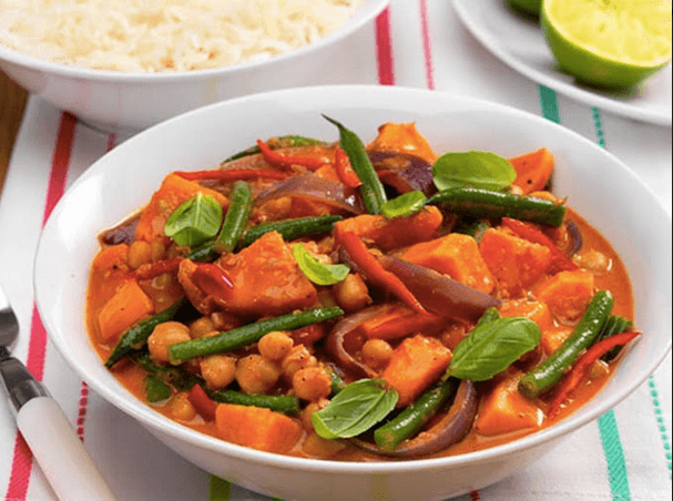 Thai vegetable red curry