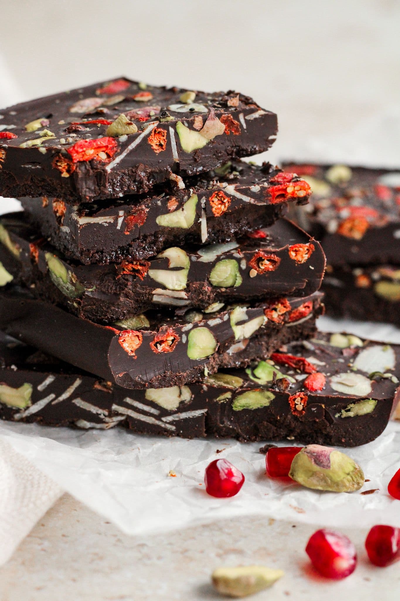 Festive super chocolate bark